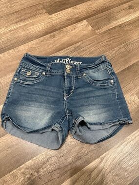 Active USA Blue Rolled-Hem Denim Shorts